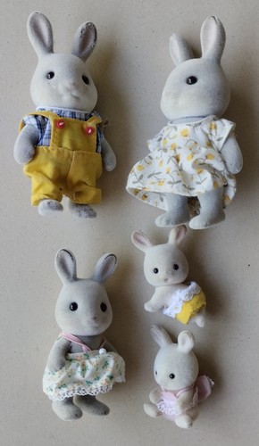 Lot figurines sylvanian - de,
