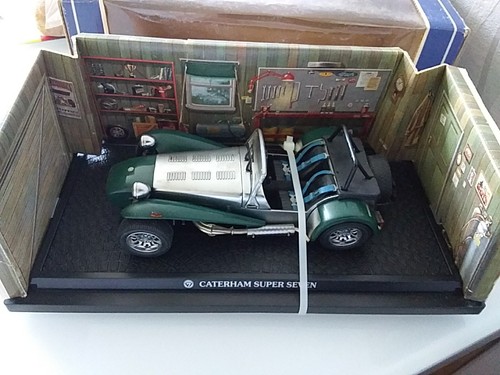 Kyosho caterham super - 1/18,