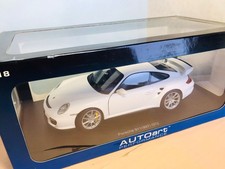 Porsche 911 997 GT2 AUTOart
