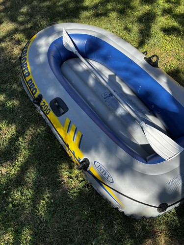 Bateau explorer pro 200 - , 196