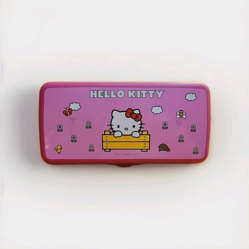 Tupperware hello kitty storage - kitty,