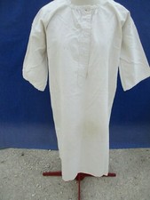 Chemise ancienne N°155 de femme grand mère en  lin nuit robe très bon état