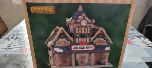 Lemax grand valley station - lemax,