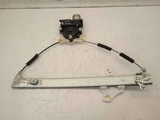 82450C8010 LEVE GLACE AVANT