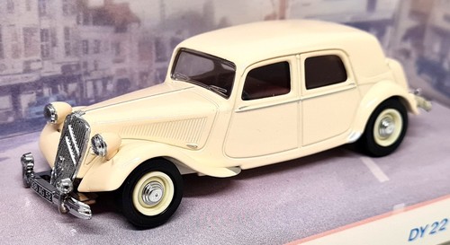 Dinky citroen traction - 1/43,
