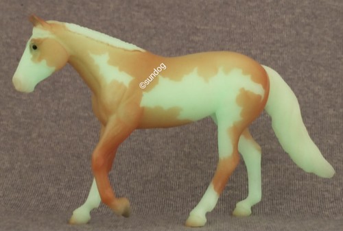 Breyer stablemate loping - stablemate,