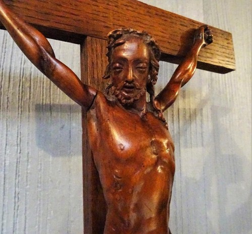 Grand christ sculpté noyer - grand,