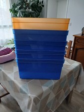 vend 5 caisses en plastiques