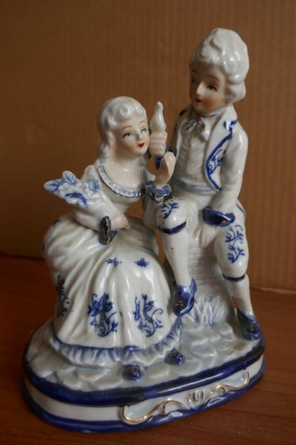 Figurines porcelaine couple - figurines,