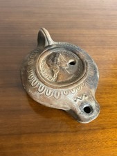 LAMPE A HUILE ROMAINE EN TERRE