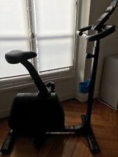 VÉLO D'APPARTEMENT auto-alimenté DECATHLON DOMYOS 500, TRÈS BON ÉTAT