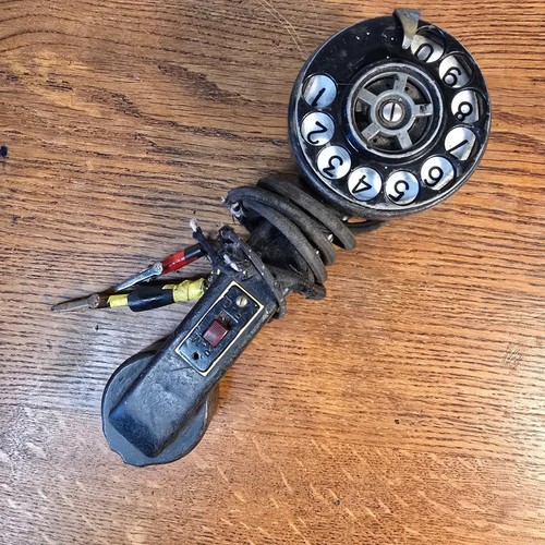 Ancien téléphone noir - ancien,