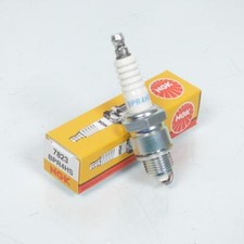 Bougie d'allumage NGK pour Quad Suzuki 50 LT QUADRUNNER 1986 à 2001 Neuf