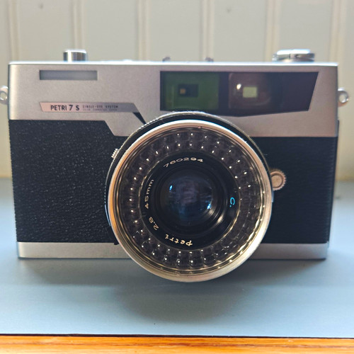 Petri 35mm rangefinder - petri,