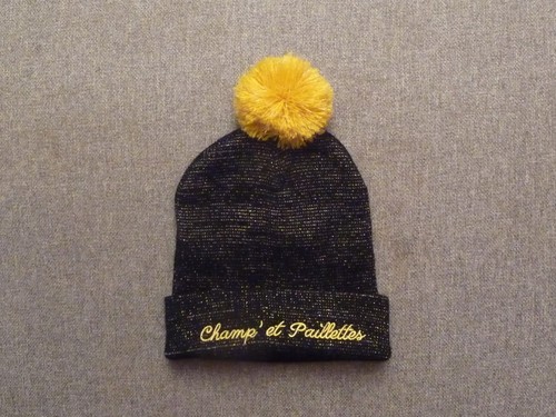 Bonnet noir à paillettes - 🌼,