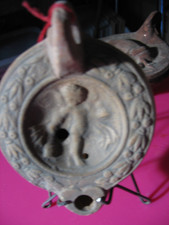 LAMPE A HUILE ROMAINE A DECOR