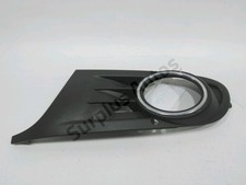 GRILLE DE CALANDRE GAUCHE 5K0