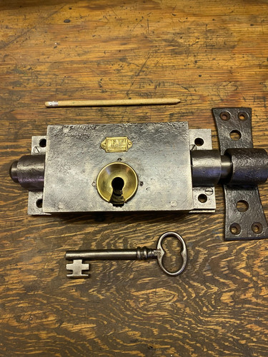 Ancienne serrure cellule de - ancienne,