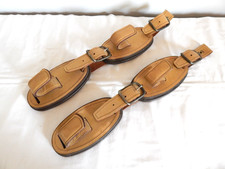 Support PORTE-FUSIL Mural en CUIR