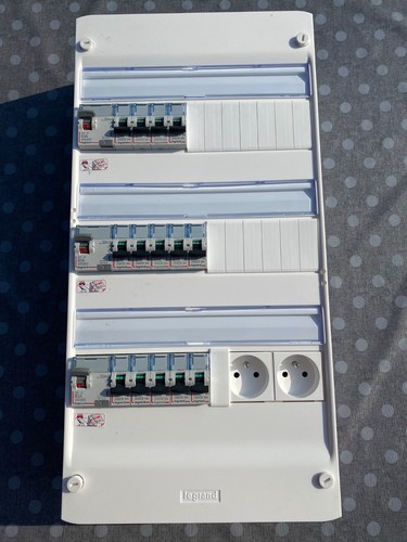 Tableau électrique legrand - électrique,
