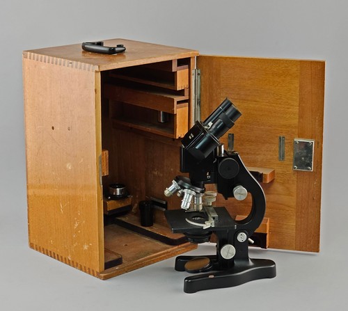 Leitz microscope de 1946 - leitz,