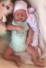 Bébé reborn silicone réaliste fille 53cm pour 3kg300     