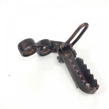 Platine de repose pied pilote