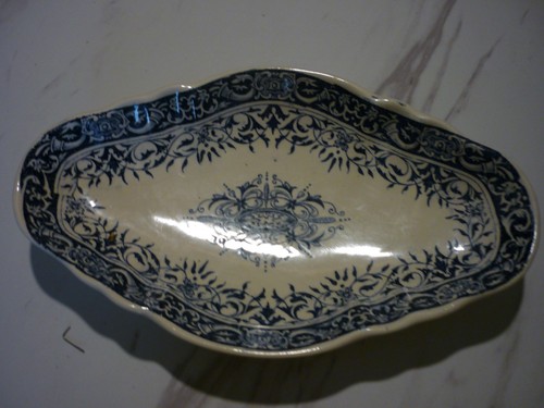 Plat ancien ovale faïence - en,