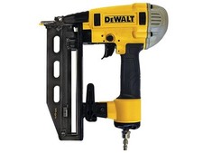 DeWALT Power Tools - Cloueur Pneumatique