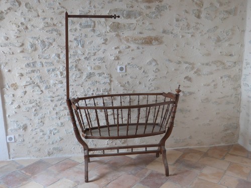 Ancien berceau bois avec sa - berceau, en