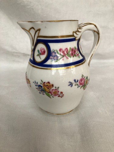 Pot lait en porcelaine - pot,