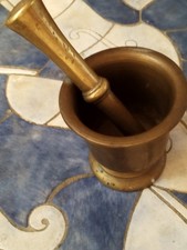 Pilon et mortier bronze Poli