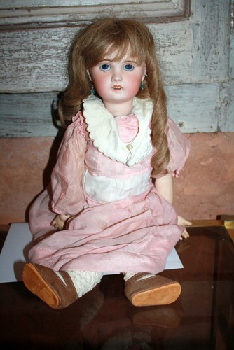 Tres belle poupee - tres, tete