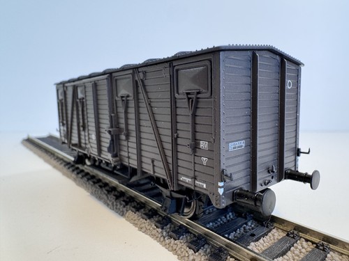 Models 30009 wagon - -,