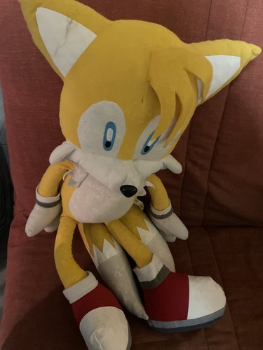 Peluche tails ami - tails, l’ami
