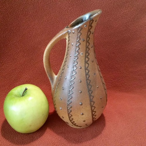 Vase décor célèbre - à,