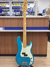 [Fender] Guitare basse solide American Professional II Precision Bass Blue US...