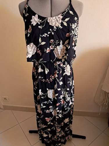 Robe longue marine fleurie