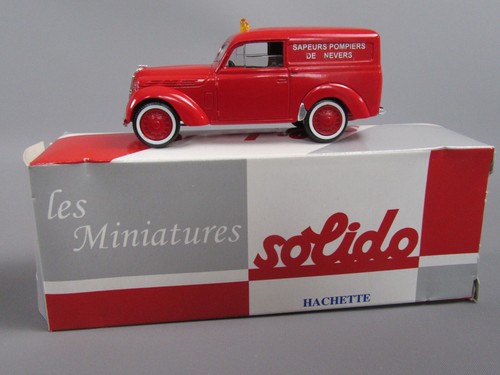 A836 solido hachette - hachette, renault