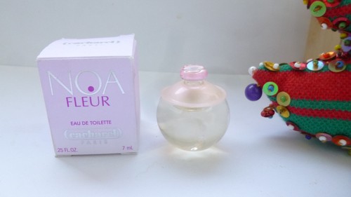 Jolie rare miniature noa - rare,