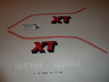 XT 250  YAMAHA  EMBLÈMES/STICKERS COMPATIBLE POUR RÉSERVOIR + CACHES LATERAUX