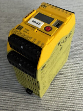 Pilz PNOZ m B0 772100 safety relay safety control 