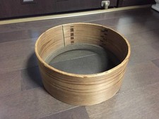 Tamis à grains en bois courbé primitif d'occasion #2