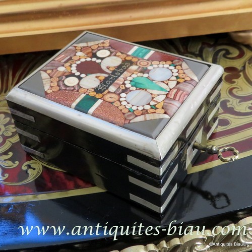 Napoleon iii era malachite - napoleon,