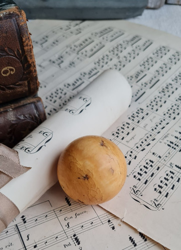 Ancienne boule billard - boule,