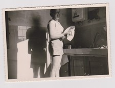 old photo ?️ woman kitchen dishes retro 1950s
