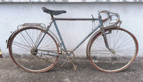 Ancien vélo hirondelle demi - vélo,