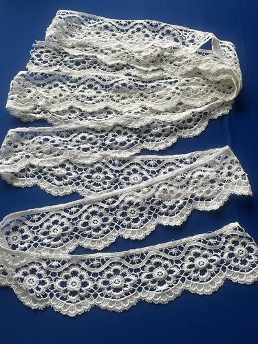 Ancienne dentelle guipure - ,