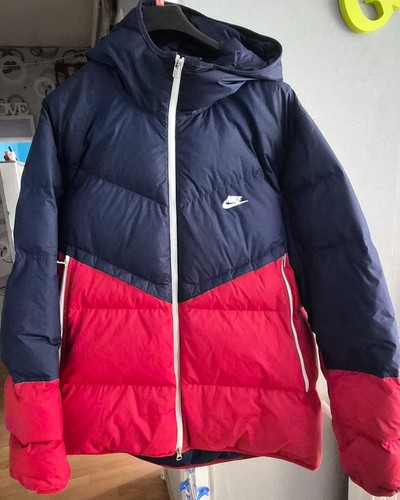Blouson nike très bon - ,