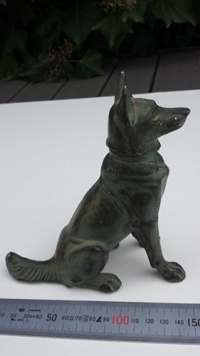 Ancienne sculpture animalière